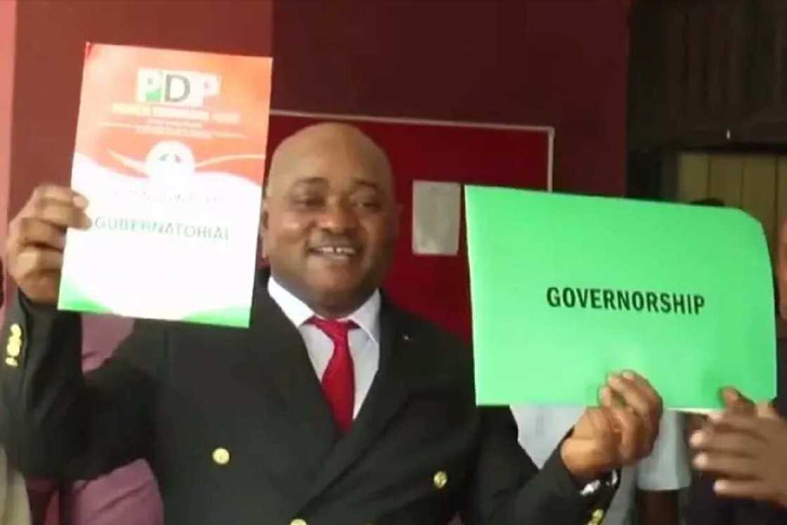 2023: Ɗan Takarar Gwamna a PDP Ya Buƙaci a Dawo Masa Da Kuɗinsa N21m Da Ya Lale Ya Siya Fom 2023: Ɗan Takarar Gwamna a PDP Ya Buƙaci a Dawo Masa Da Kuɗinsa N21m Da Ya Lale Ya Siya Fom