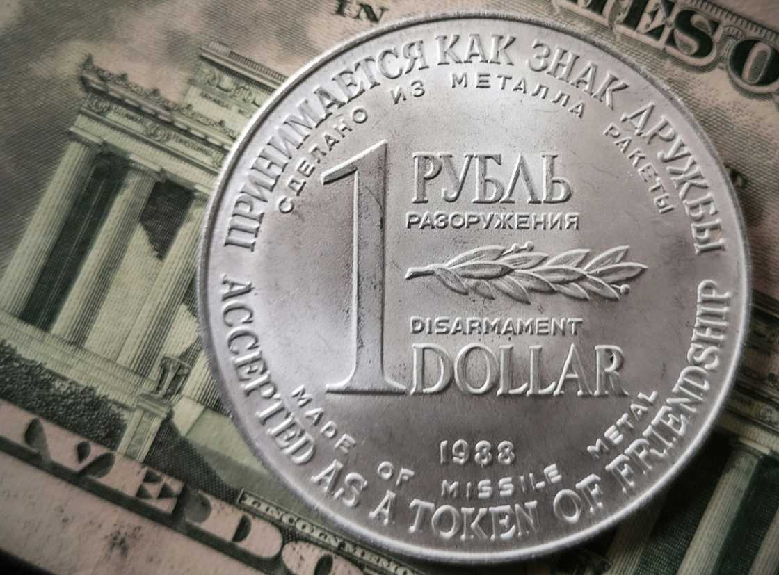 The Russian currency has been highly volatile throughout Moscow's near three-year military offensive on Ukraine, reacting dramatically to developments on the battlefield and Western sanctions The Russian currency has been highly volatile throughout Moscow's near three-year military offensive on Ukraine, reacting dramatically to developments on the battlefield and Western sanctions