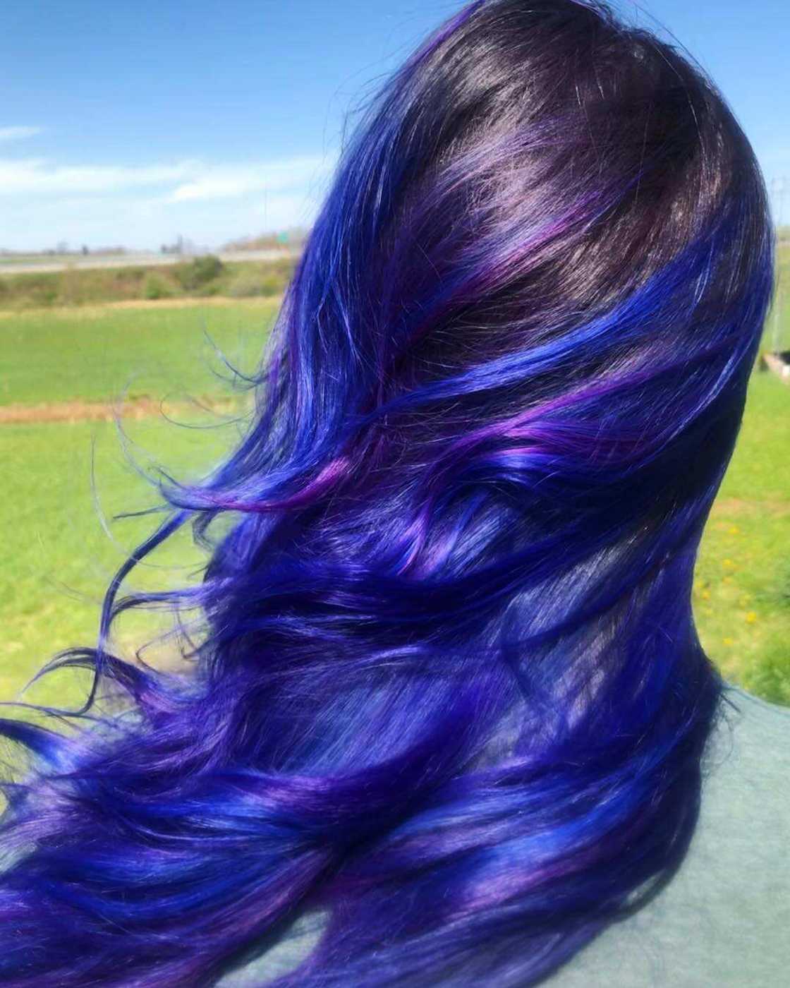 Multicolored hair