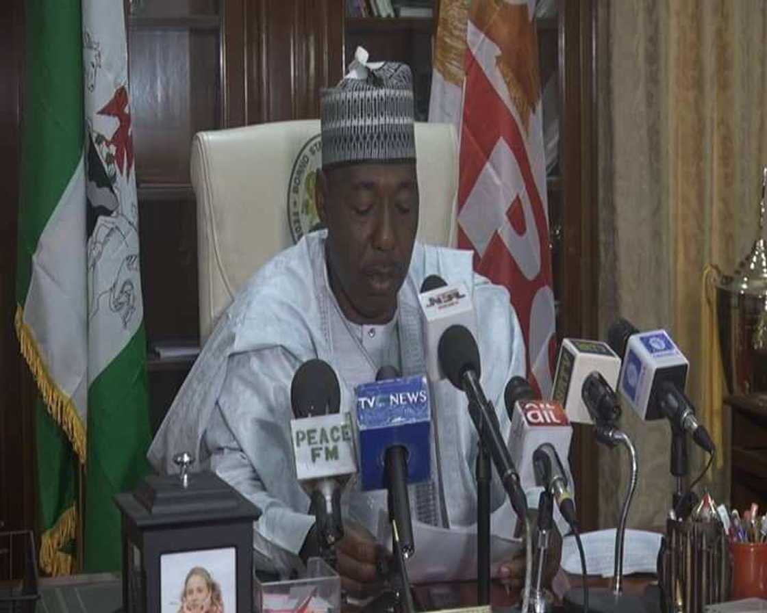 Zulum ya yi kira ga jama’an Borno su dauki azumi a ranar Litinin don neman taimakon Allah Zulum ya yi kira ga jama’an Borno su dauki azumi a ranar Litinin don neman taimakon Allah