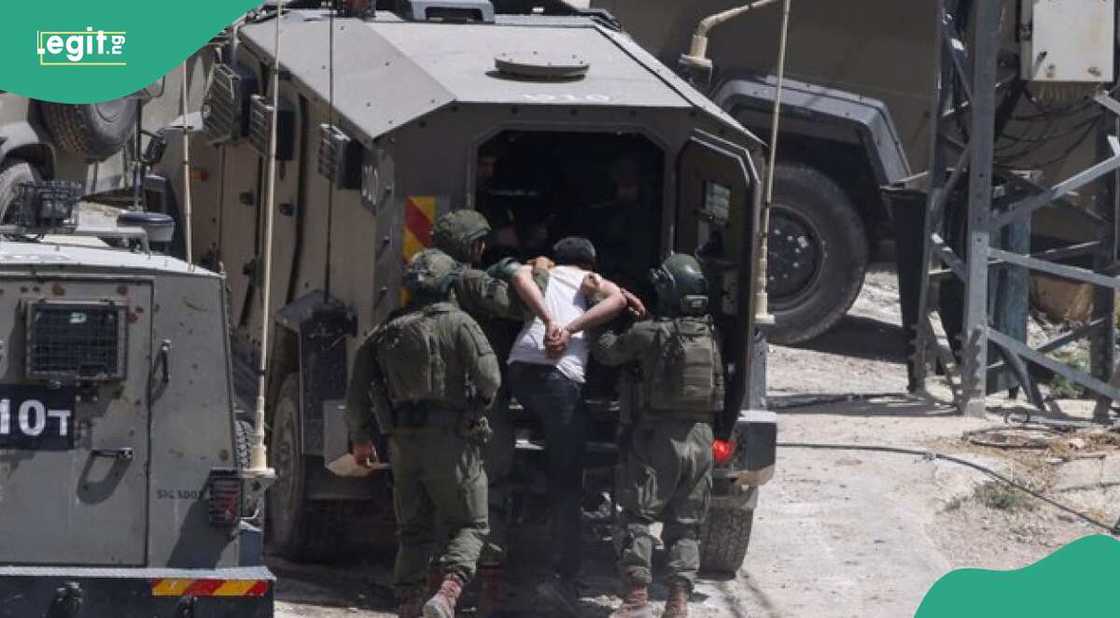 Sojin Isra'ila sun kashe Falasdinawa a Jordan Sojin Isra'ila sun kashe Falasdinawa a Jordan