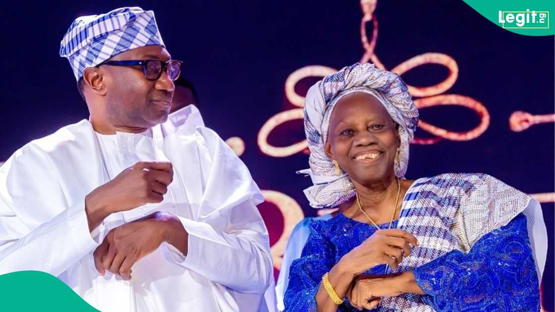 Femi Otedola tells his 94-year-old mother he is still behaving himself because of her in heartfelt birthday tribute that has Nigerians talking Femi Otedola tells his 94-year-old mother he is still behaving himself because of her in heartfelt birthday tribute that has Nigerians talking