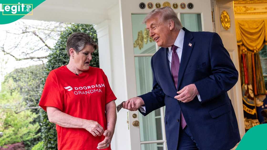 Female Driver Who Delivered McDonalds to the Oval Office Gets Unexpected Gift From Trump Female Driver Who Delivered McDonalds to the Oval Office Gets Unexpected Gift From Trump