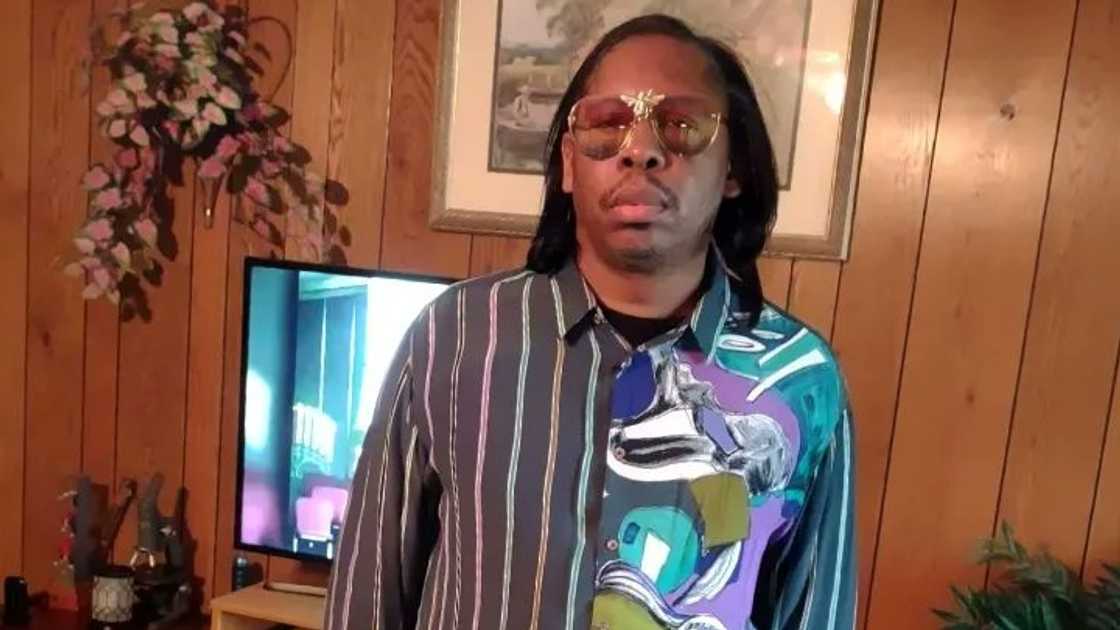 Memphis rapper Tommy Wright III poses indoors