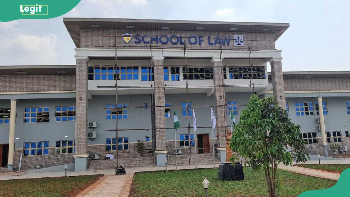 Christopher University School of Law department Christopher University School of Law department