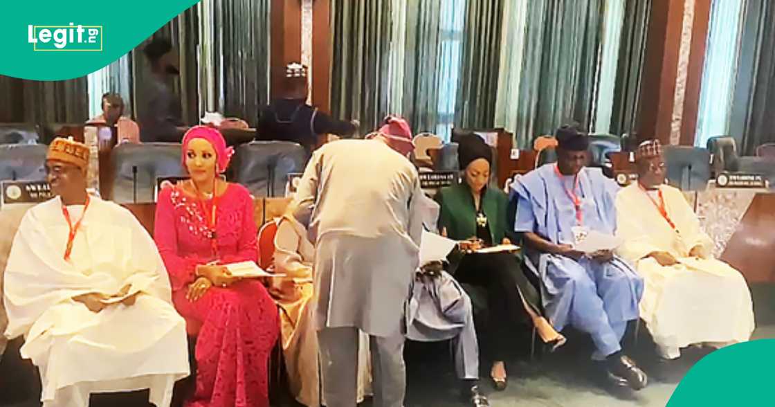 Sababbin ministoci. Sababbin ministoci.