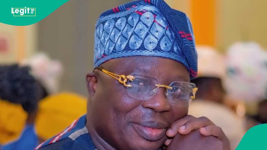 Mr Latin shares picture and videos from his convocation ceremony, fans react