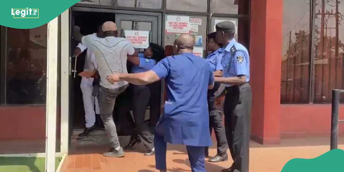 PDP chieftains engage in physical combat during BoT meeting PDP chieftains engage in physical combat during BoT meeting