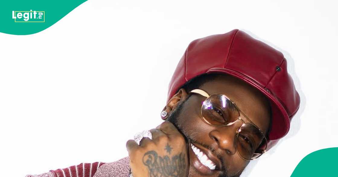 Church choir causes stir after seen singing Burna Boy's lambo freestyle. Church choir causes stir after seen singing Burna Boy's lambo freestyle.