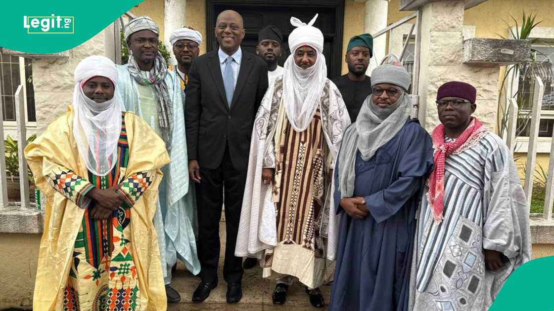 CBN Governor Olayemi Cardoso has visited the Emir of Kano, Muhammadu Sanusi II at his private residence in Ikoyi Lagos.