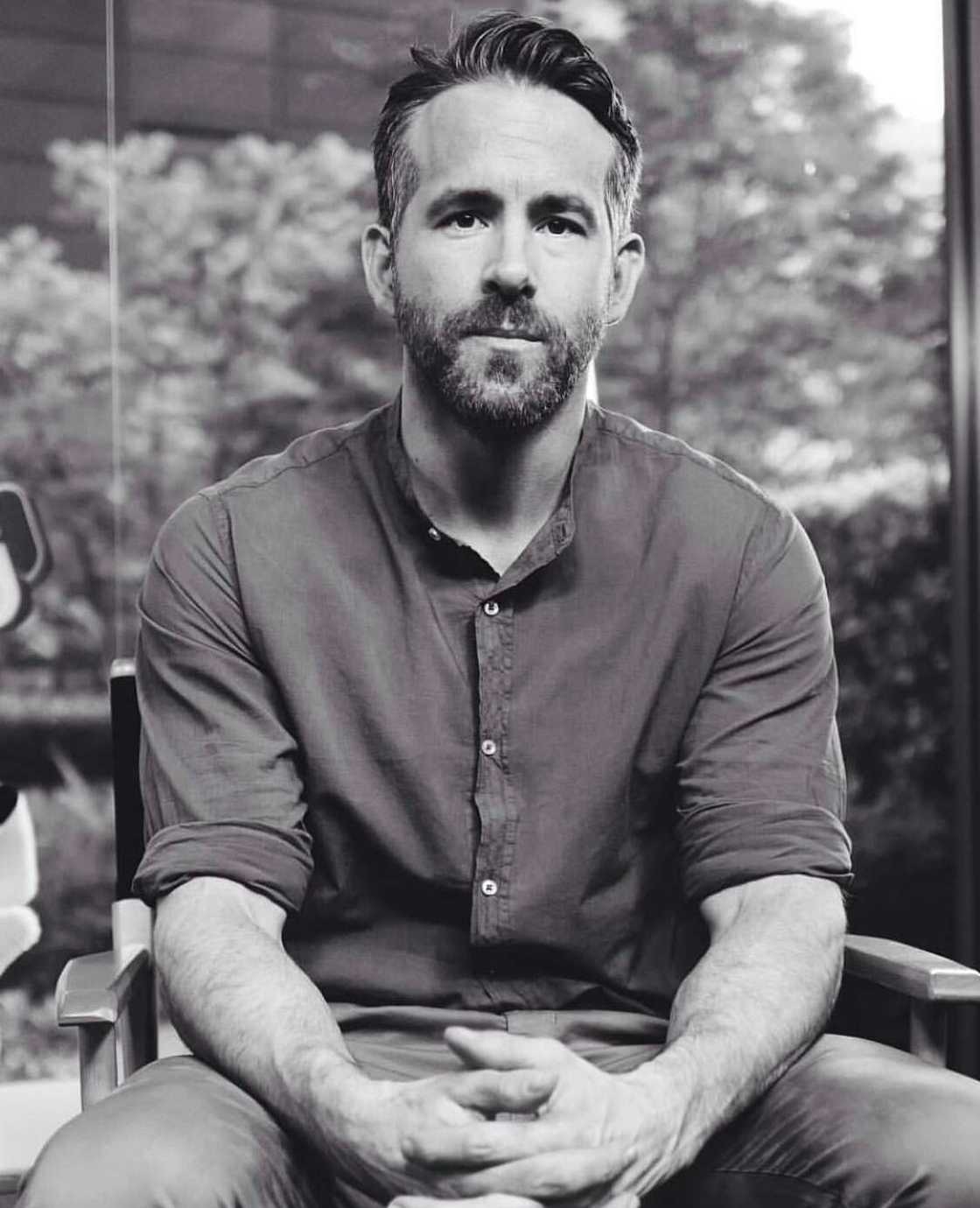 Ryan Reynold's Ivy League haircut Ryan Reynold's Ivy League haircut