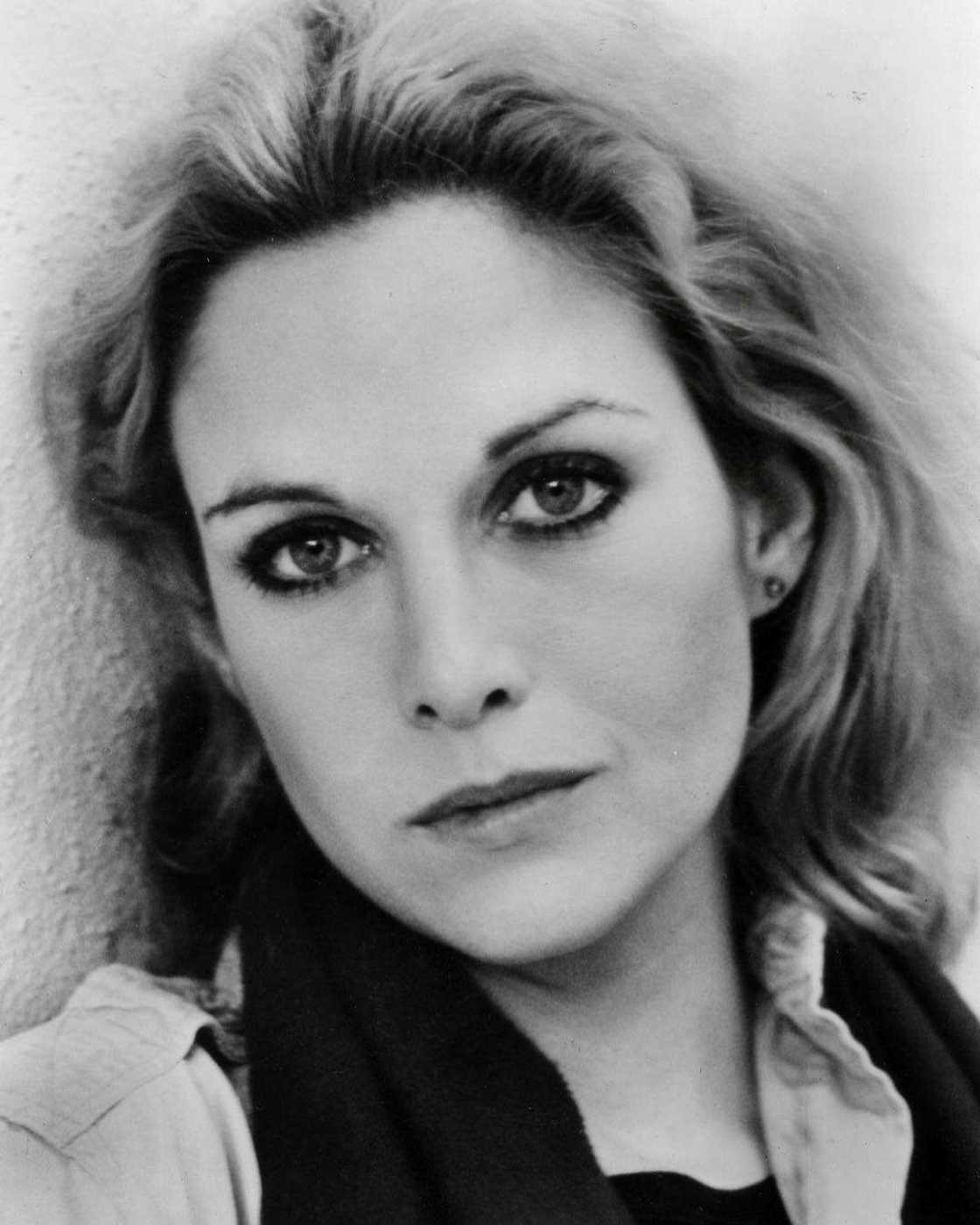 Actress Season Hubley now: bio, age, net worth, son Actress Season Hubley now: bio, age, net worth, son
