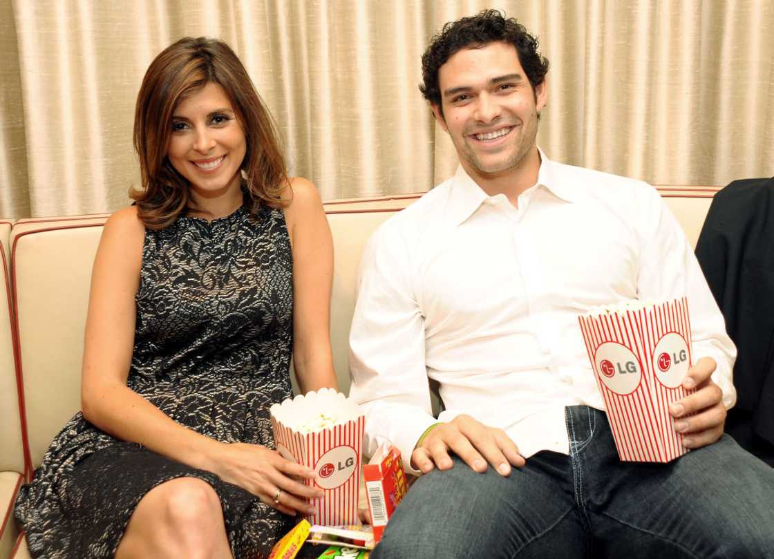 Jamie-Lynn Sigler and Mark Sanchez in New York City. Jamie-Lynn Sigler and Mark Sanchez in New York City.