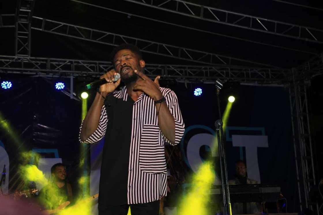 Johnny Drille, Waje thrills crowd as ACADAFEST 2019 raises N10m for 20 students Johnny Drille, Waje thrills crowd as ACADAFEST 2019 raises N10m for 20 students