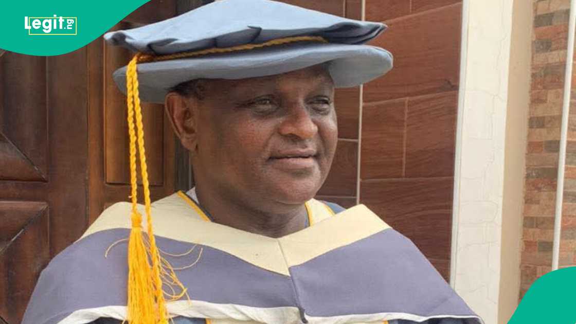Al Mustapha ya ce yana da hujja kan mutuwar Abacha Al Mustapha ya ce yana da hujja kan mutuwar Abacha