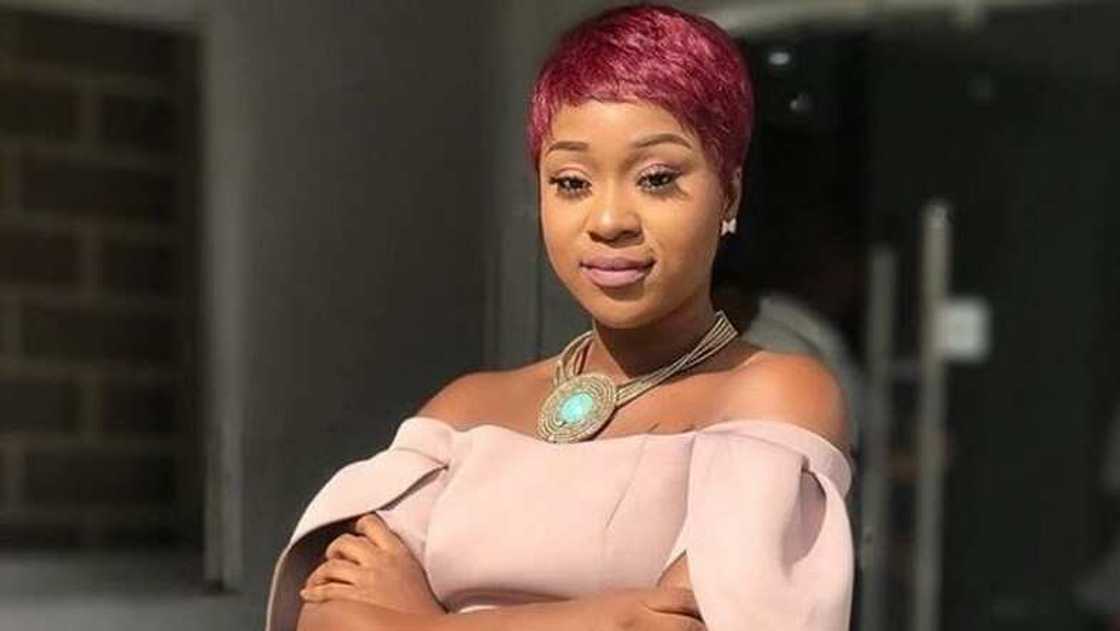 Babbar magana: Na yadda akwai Allah, amma zancen wuta da aljannah kanzon kurege ne a wajena - Efia Odo Babbar magana: Na yadda akwai Allah, amma zancen wuta da aljannah kanzon kurege ne a wajena - Efia Odo