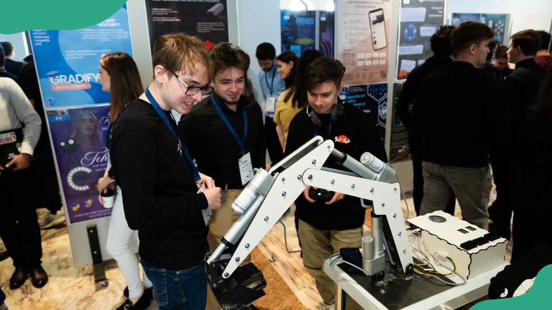 Transilvania University of Brașov students Transilvania University of Brașov students