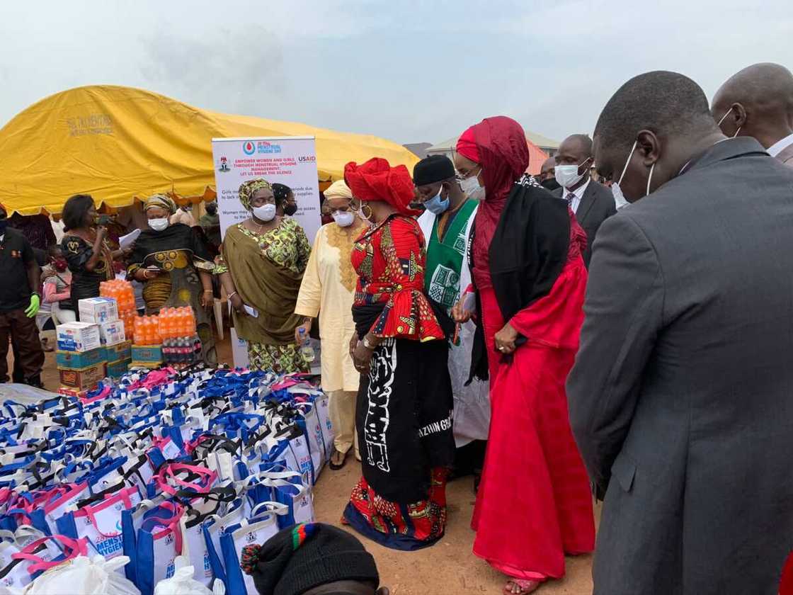 Menstrual Day: FG launches sanitary pads distribution project for menstruating women, girls Menstrual Day: FG launches sanitary pads distribution project for menstruating women, girls