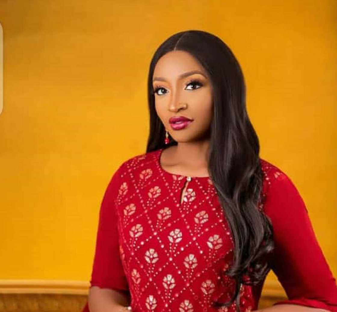 Rahama Sadau ta sadaukar da dukkan kudin da fim dinta na Nadiya zai kawo ga gidauniyar mabukata Rahama Sadau ta sadaukar da dukkan kudin da fim dinta na Nadiya zai kawo ga gidauniyar mabukata