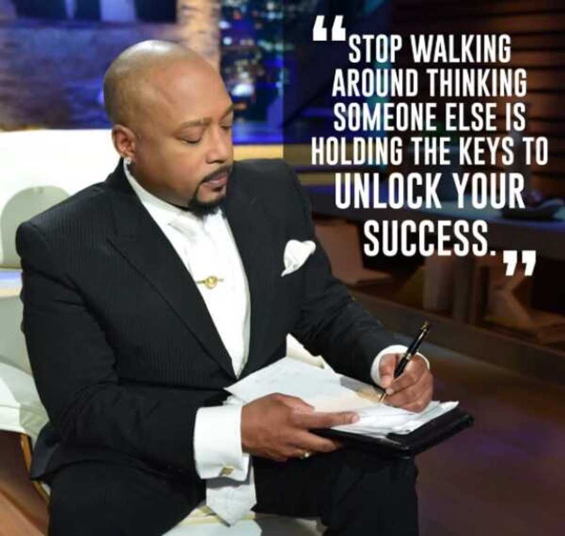 How tall is Daymond John? How tall is Daymond John?