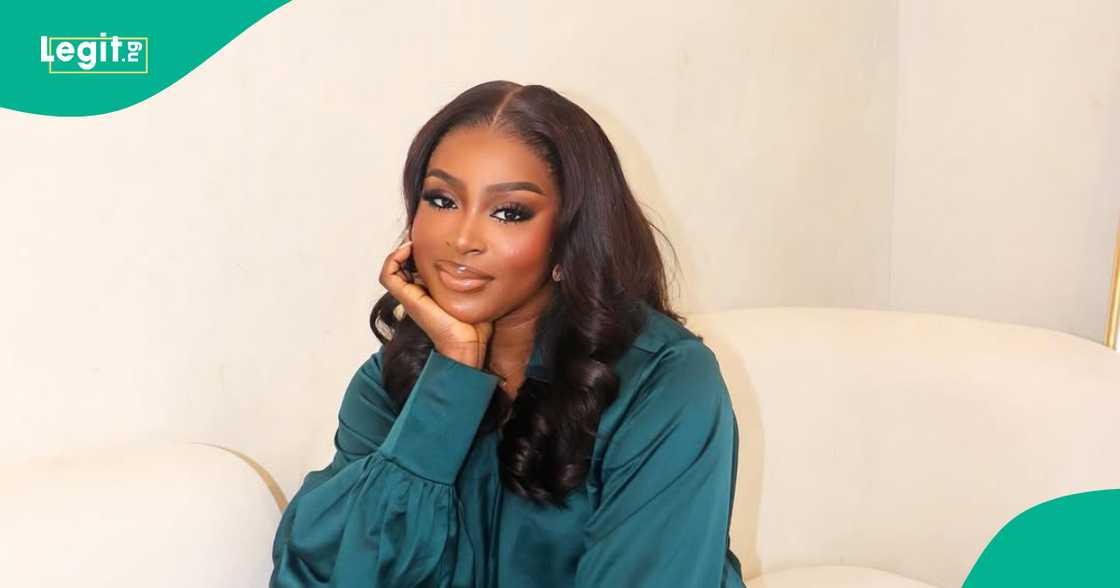 Yhemolee's wife Thayour exposes staff stealing from her. Yhemolee's wife Thayour exposes staff stealing from her.