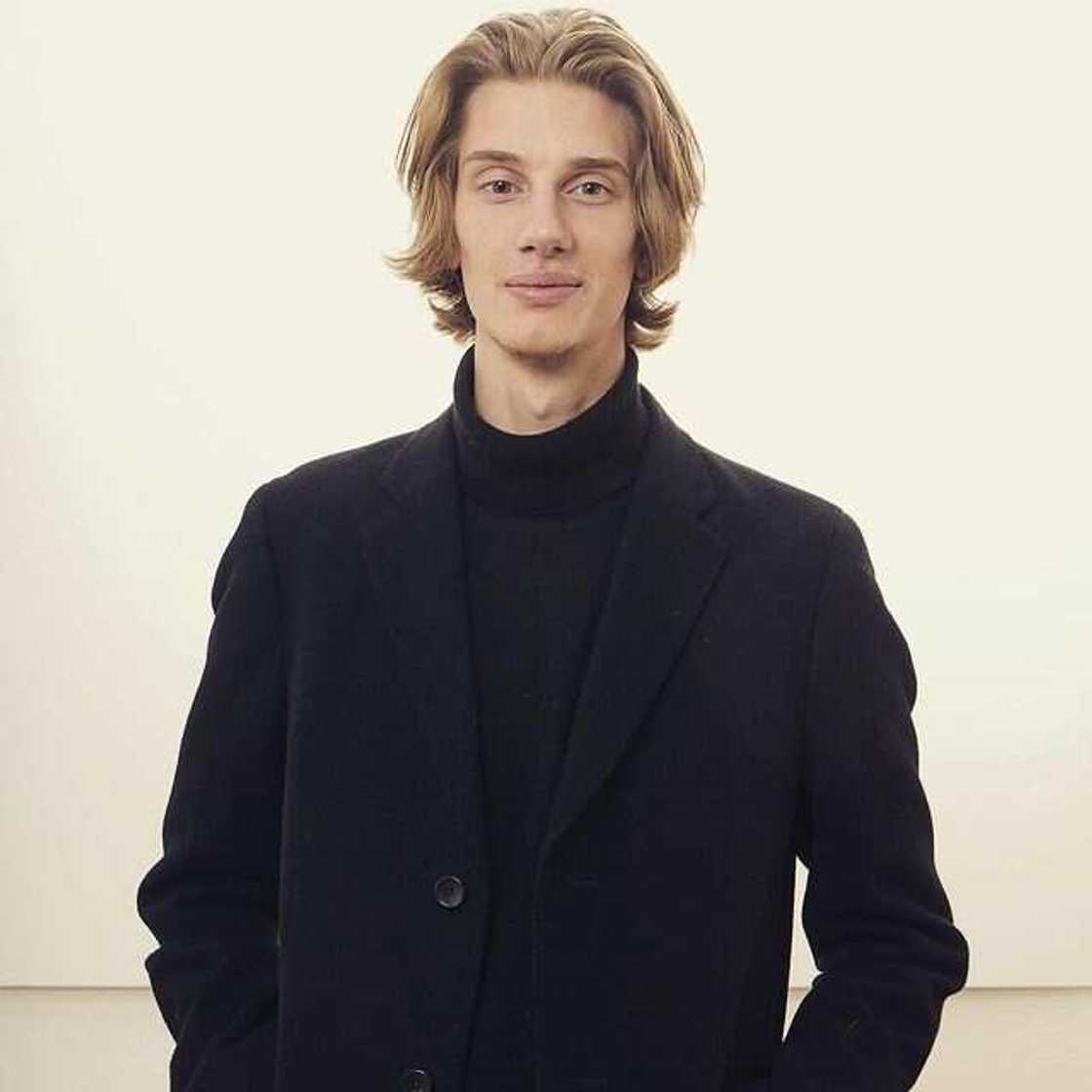 Paul Mirabel: 4 choses étonnantes à découvrir sur l’humoriste Paul Mirabel: 4 choses étonnantes à découvrir sur l’humoriste