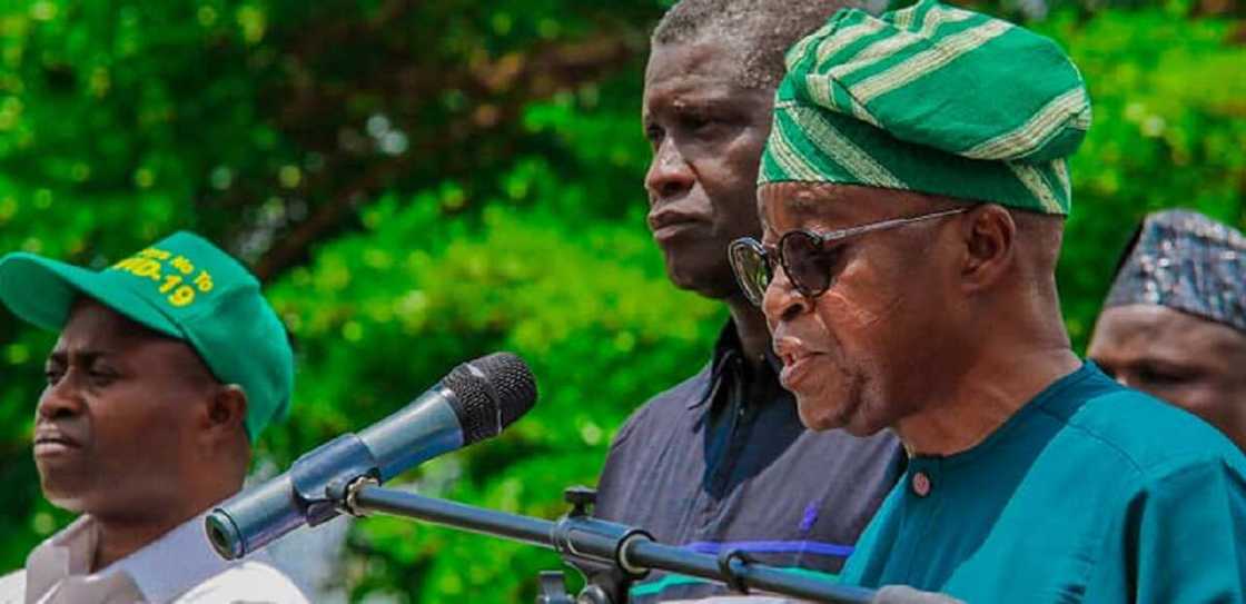 Yanzu yanzu: Gwamna Oyetola ya umurci dukkan shugabanin LG su ajye ayyukansu