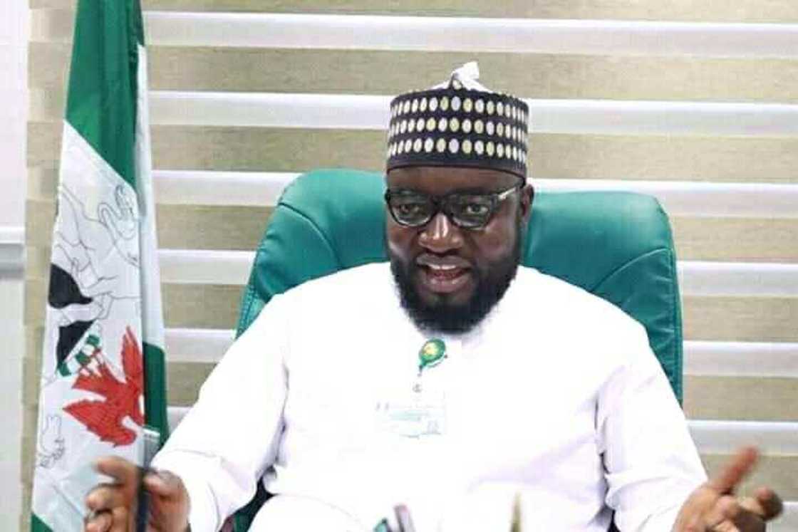 Dan majalisa, Yusuf Gagdi ya ce 'yan ta'adda sun kwace tankokin yakin soji guda 40 Dan majalisa, Yusuf Gagdi ya ce 'yan ta'adda sun kwace tankokin yakin soji guda 40