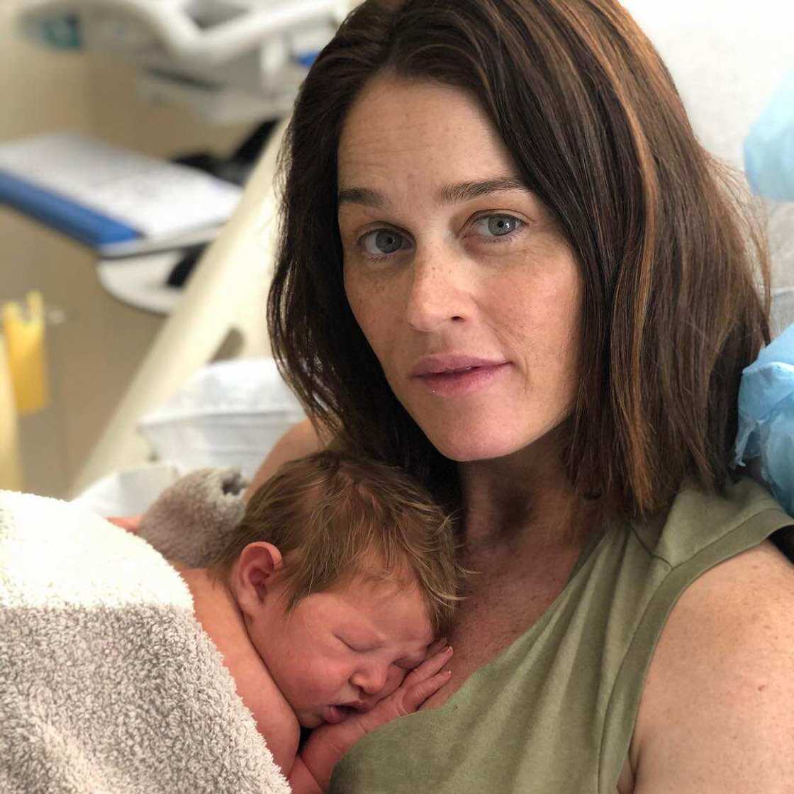 Robin Tunney baby Robin Tunney baby