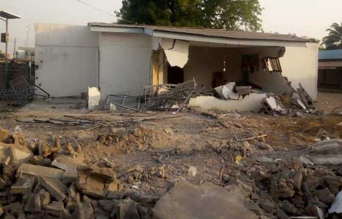 Ile Arugbo demolition: Saraki, Kwara state govt agree to settle out of court Ile Arugbo demolition: Saraki, Kwara state govt agree to settle out of court