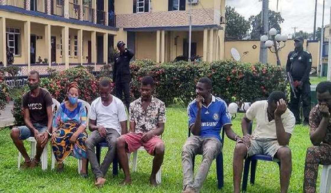 'Yadda muka kashe wasu masu jego, kuma muka yi awon gaba da jariransu'