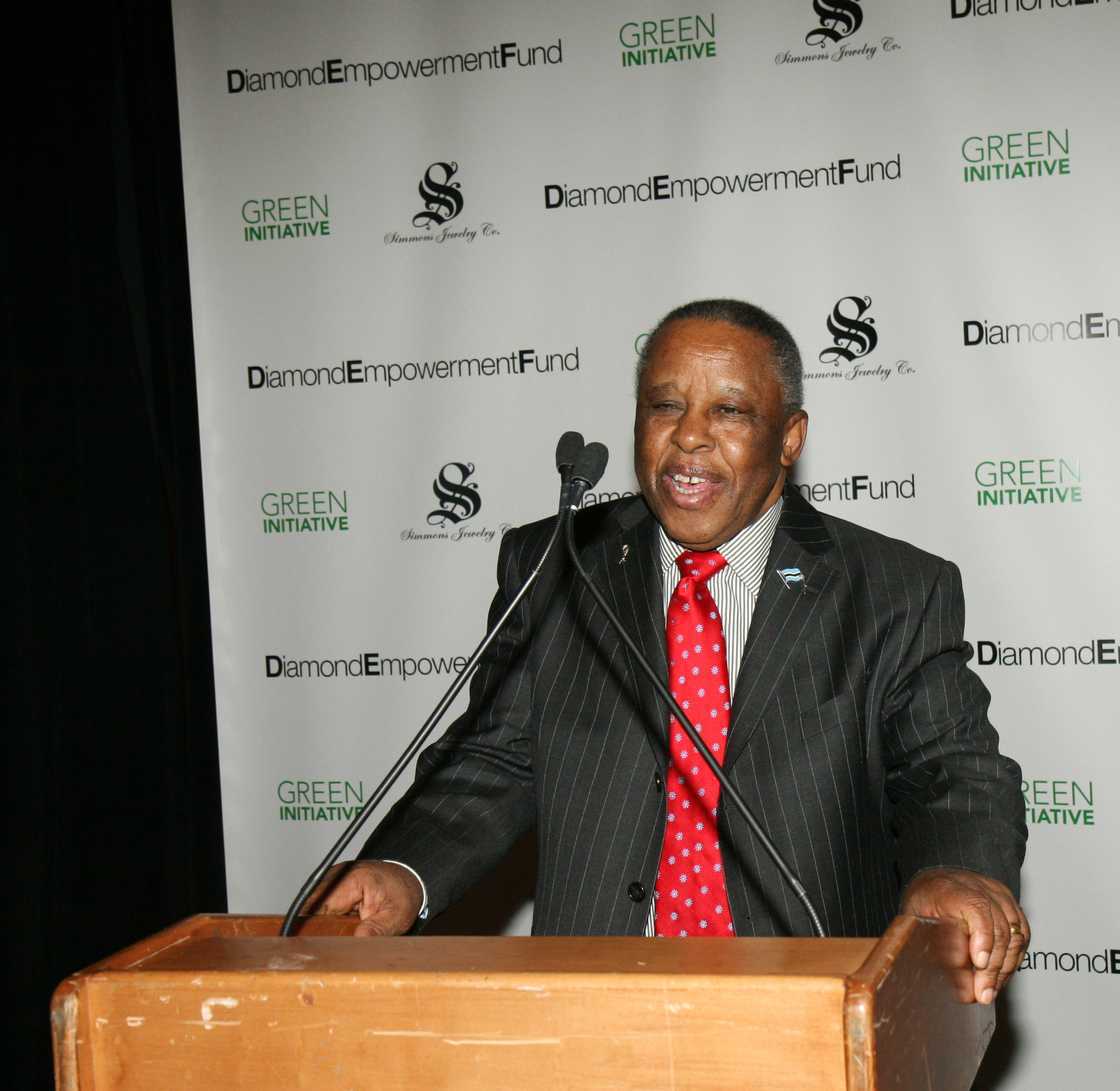 Tsohon shugaban kasar Botswana ya mutu