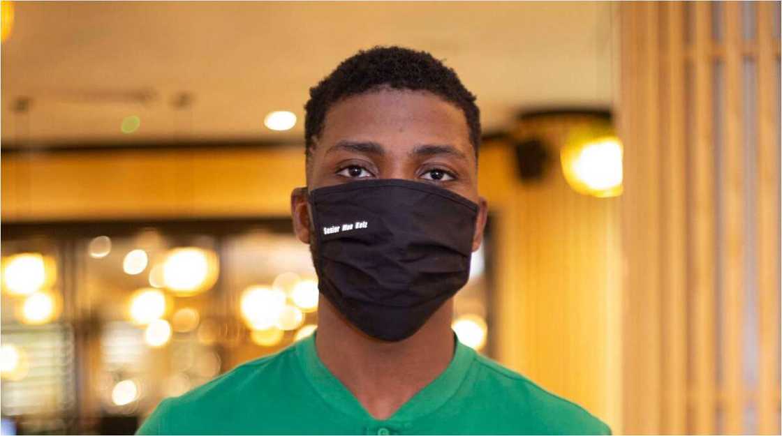 Leicester City arrives Eagles camp in style as he's spotted wearing customized 'senior man Kelz' face mask Leicester City arrives Eagles camp in style as he's spotted wearing customized 'senior man Kelz' face mask