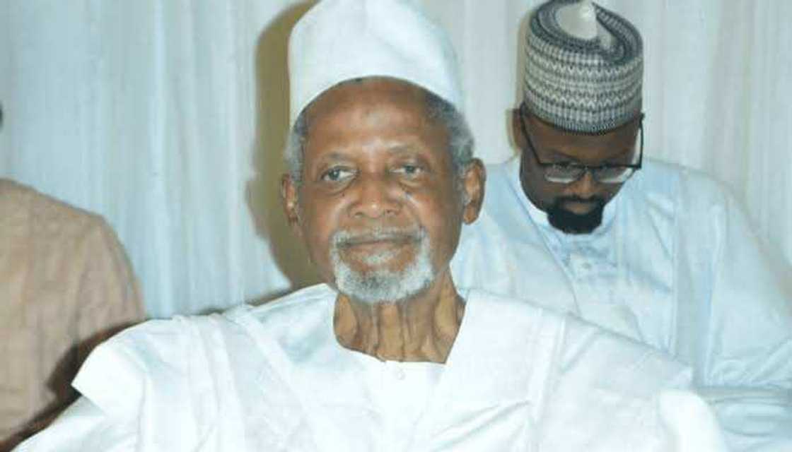 Renowned elder statesman Aminu Dantata to be laid to rest in Saudi Arabia’s holy city. Renowned elder statesman Aminu Dantata to be laid to rest in Saudi Arabia’s holy city.