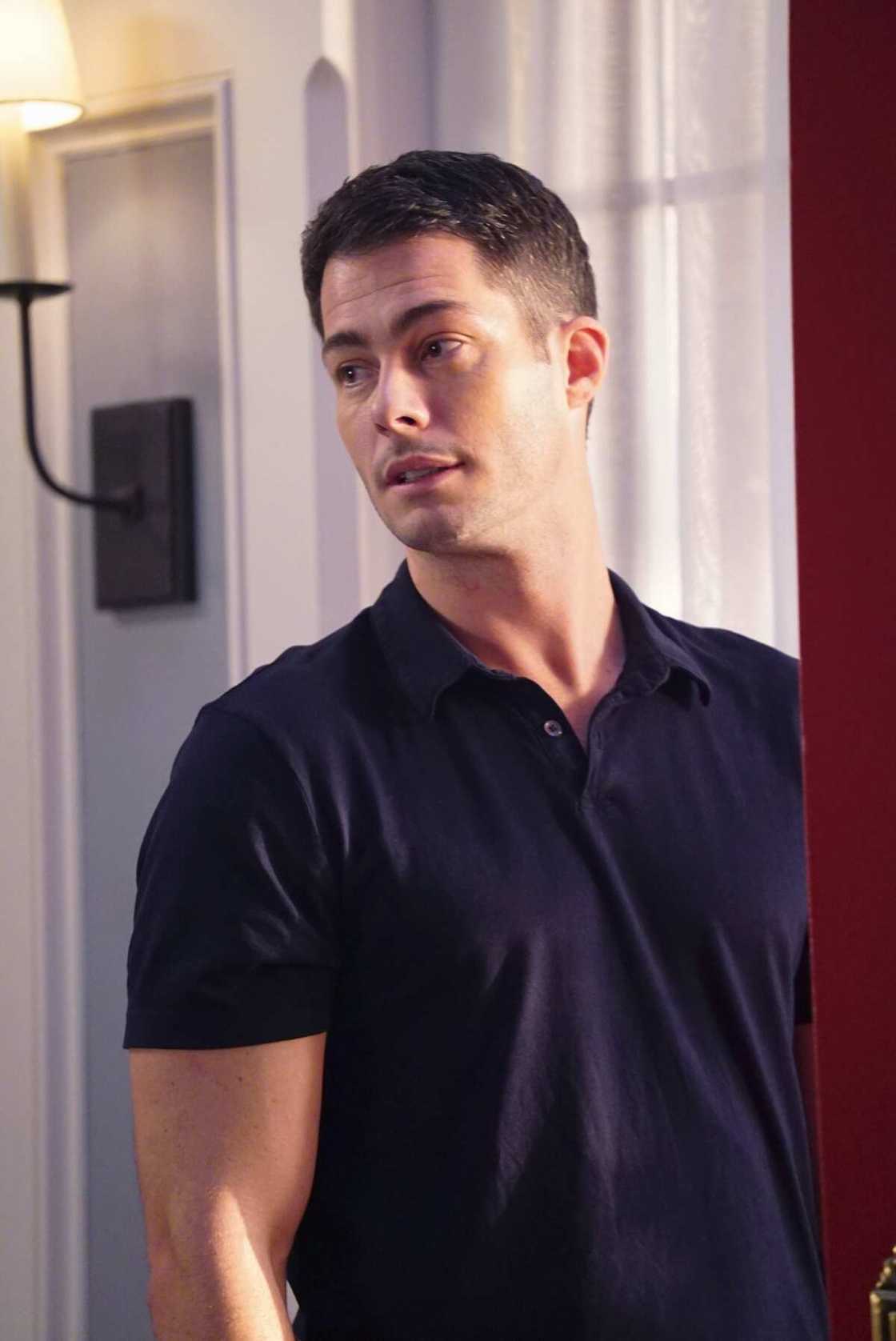 Brian Hallisay: biographie, filmographie, photos, vie privée Brian Hallisay: biographie, filmographie, photos, vie privée