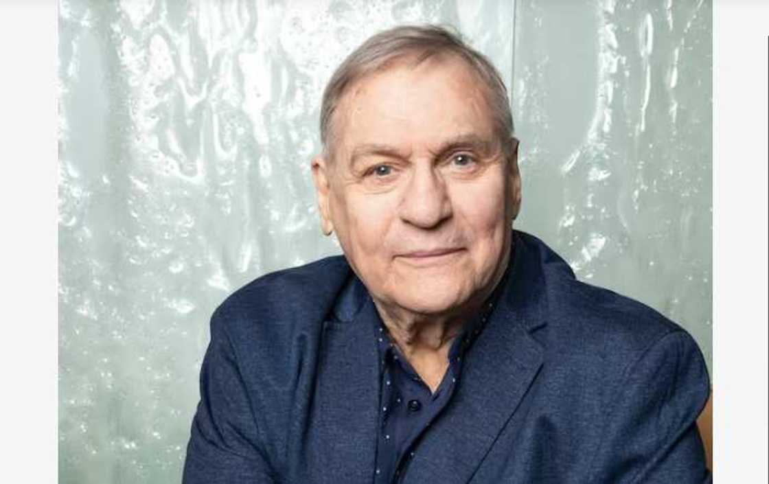 Michel Jasmin évoque ses ennuis de santé et l'amour de son conjoint Michel Jasmin évoque ses ennuis de santé et l'amour de son conjoint