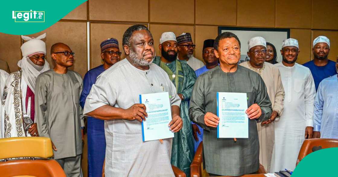 Lokacin da Dangote ya yi yarjejeniyar noma da gwamnatin Neja Lokacin da Dangote ya yi yarjejeniyar noma da gwamnatin Neja