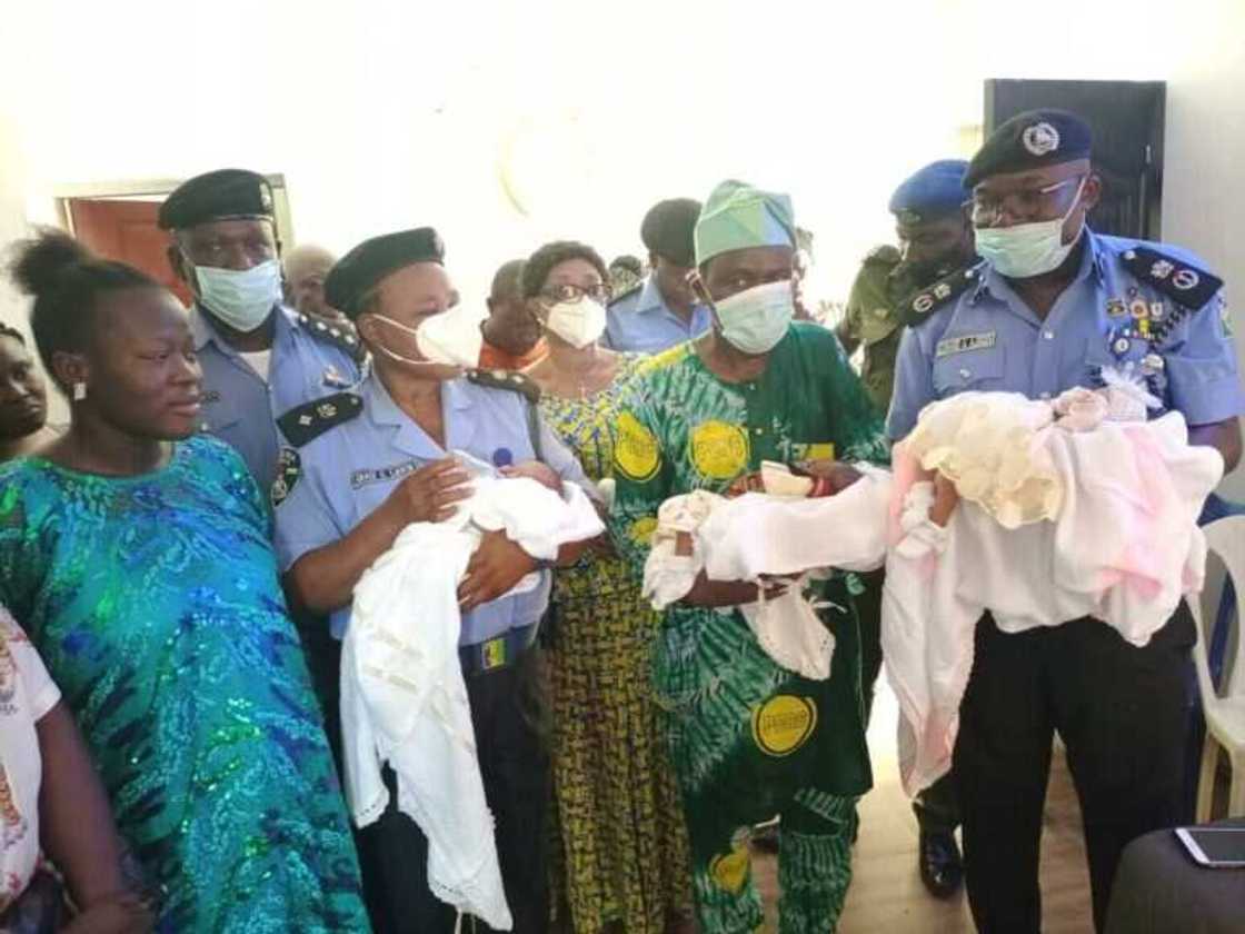 Jubilation as Nigerian Female Police Officer Gives Birth to Triplets Jubilation as Nigerian Female Police Officer Gives Birth to Triplets