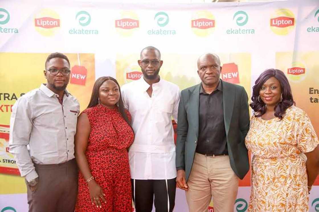 Lipton Hosts Sip and Paint Event with Toke Makinwa, Others to Launch the New Lipton Extra Strong Tea Lipton Hosts Sip and Paint Event with Toke Makinwa, Others to Launch the New Lipton Extra Strong Tea