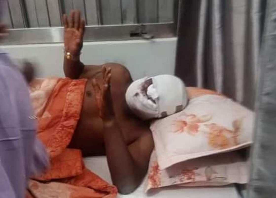 Kanin tsohon dan majalisa ya jigata bayan 'yan bindiga sun bude musu wuta a hanyar Kaduna zuwa Zaria Kanin tsohon dan majalisa ya jigata bayan 'yan bindiga sun bude musu wuta a hanyar Kaduna zuwa Zaria