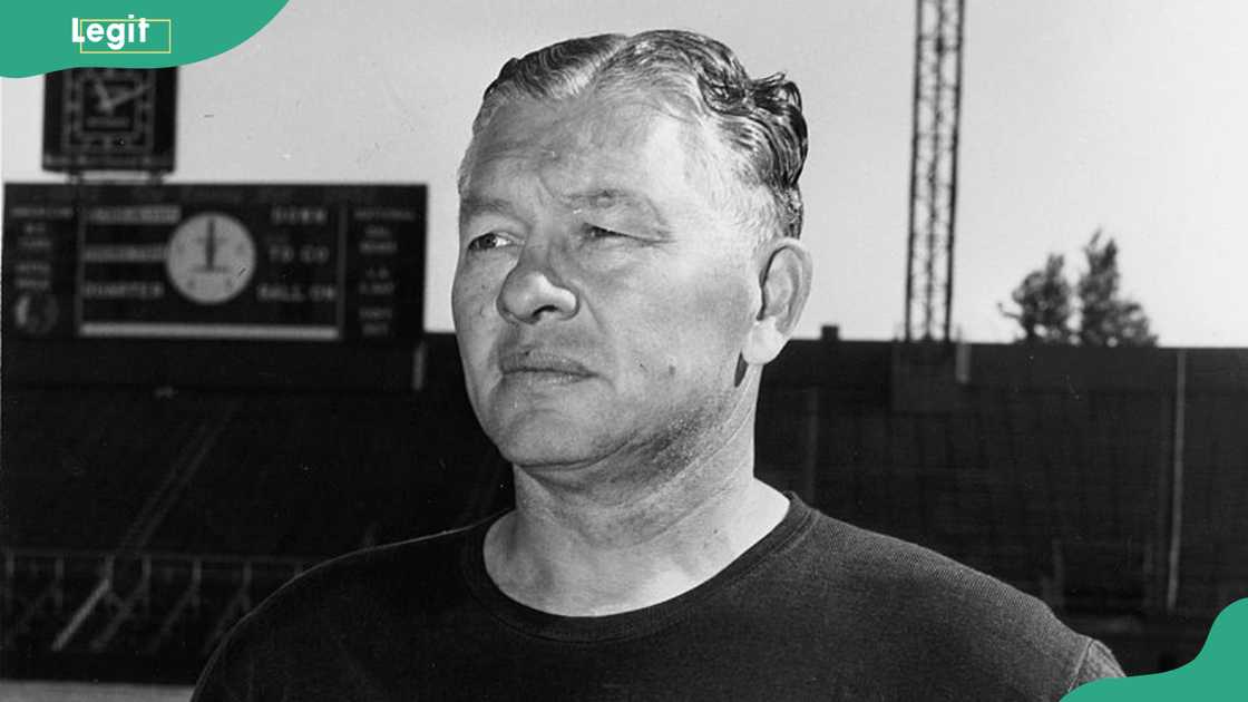 Washington Redskins head coach Earl "Curly" Lambeau circa 1952. Washington Redskins head coach Earl "Curly" Lambeau circa 1952.