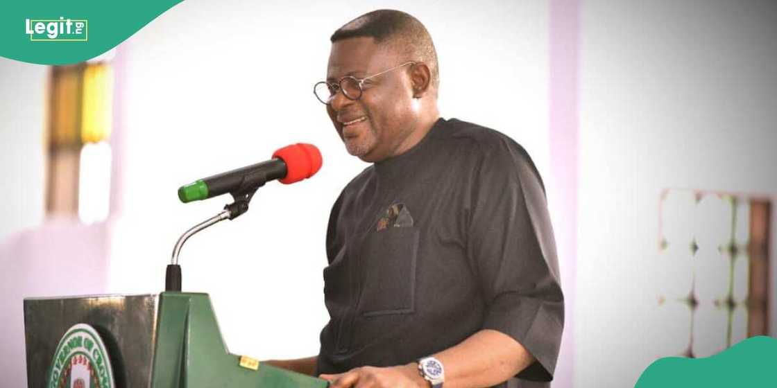 Gwamna Bassey Otu na jihar Kuros Riba. Gwamna Bassey Otu na jihar Kuros Riba.