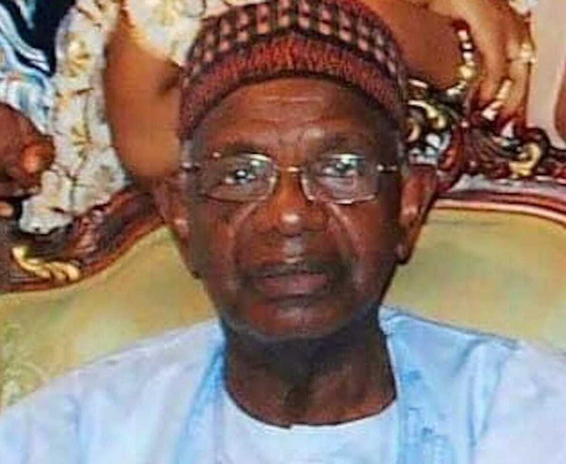 Abba Kyari: Tsohon Soja, Jami’in ‘Dan Sanda da Hadimin Shugaban kasa Abba Kyari: Tsohon Soja, Jami’in ‘Dan Sanda da Hadimin Shugaban kasa