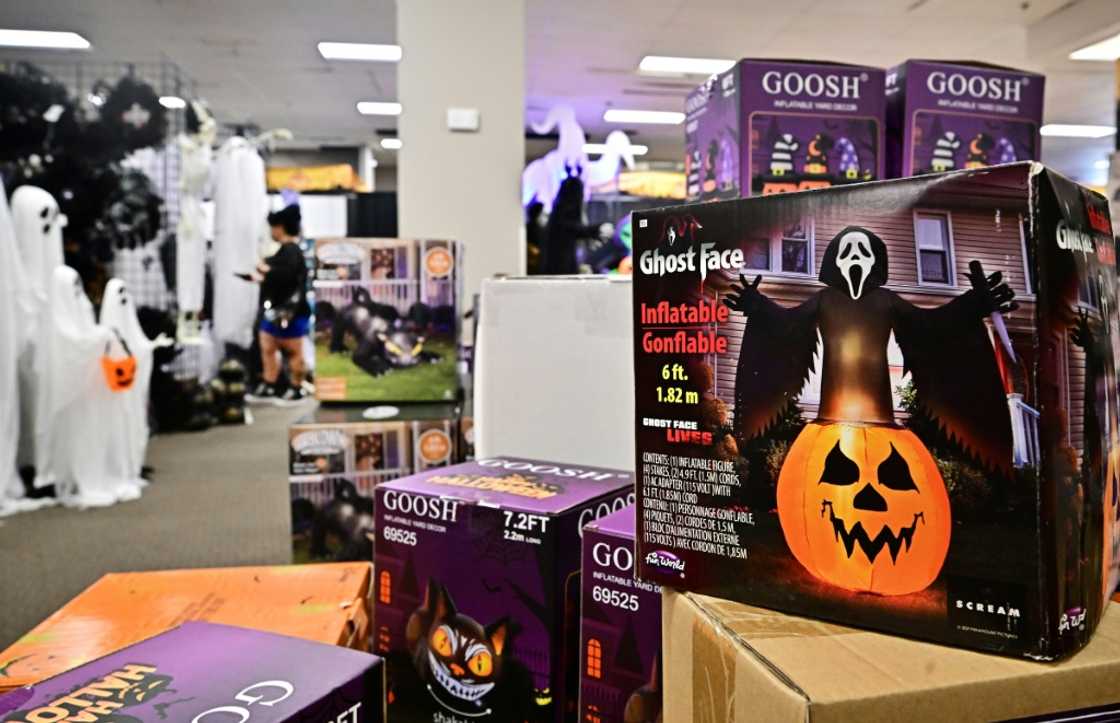 Data showig a fall in producer prices last month came ahead of key consumer figures due Thursday and boosted rate cut hopes Data showig a fall in producer prices last month came ahead of key consumer figures due Thursday and boosted rate cut hopes