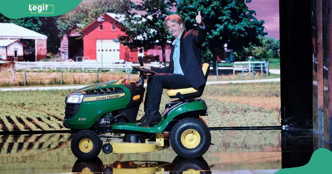 Jeff Foxworthy appears on Bring The Funny. Jeff Foxworthy appears on Bring The Funny.