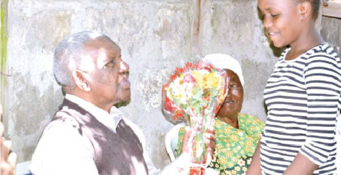 No place like home: Joy as 84-year-old Kenyan man returns after 60 years in USA