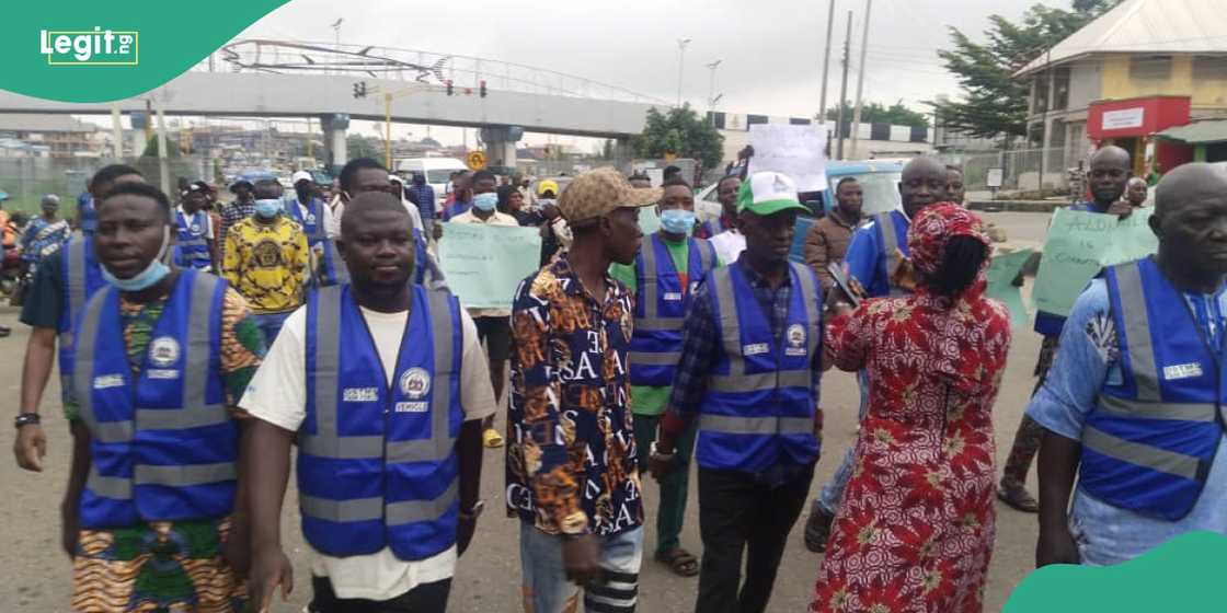 Residents protest in Osu over the shooting of park manager