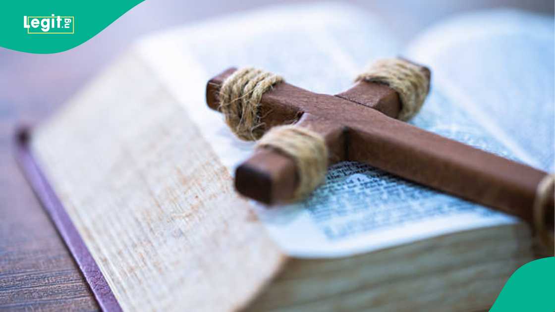 Nigerian man's photos go viral after fatal accident occured during Passion of Christ rehearsal.