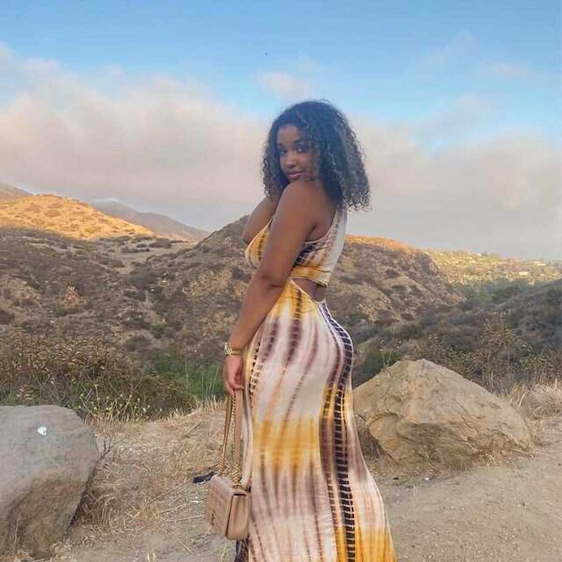 Corie Rayvon hot Corie Rayvon hot
