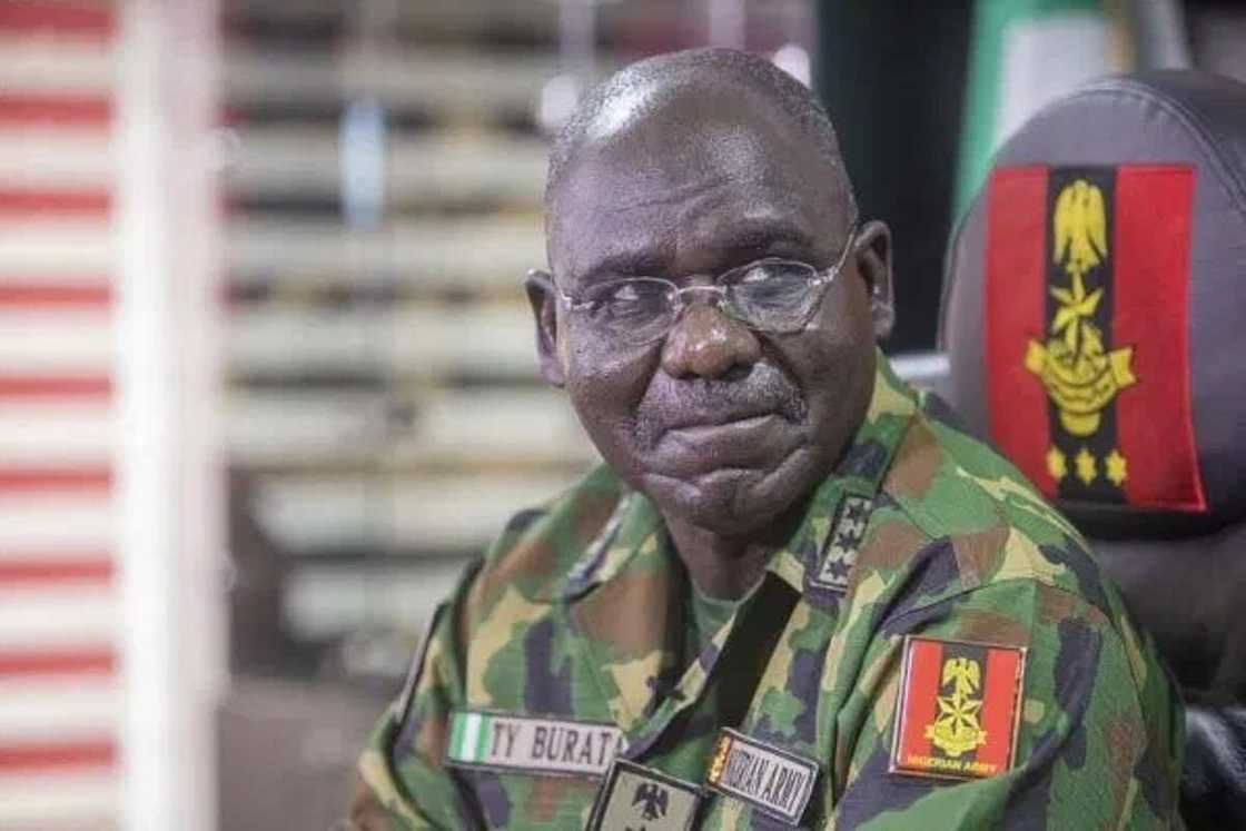 Shugaban Hafsun Soji, Janar Buratai ya maida raddi a kan kalaman Magauta Shugaban Hafsun Soji, Janar Buratai ya maida raddi a kan kalaman Magauta